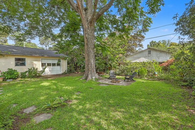 2154 Saint James Drive, Charleston, SC 29412