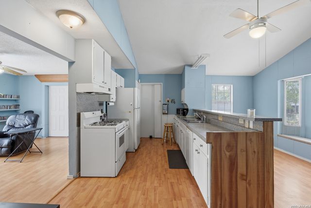 814 Weizmann, San Antonio, TX 78213