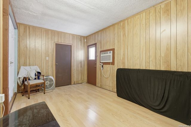 814 Weizmann, San Antonio, TX 78213