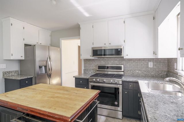 104 SMITHFIELD CT, Charlottesville, VA 22901