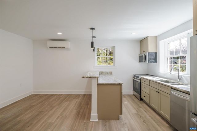 104 SMITHFIELD CT, Charlottesville, VA 22901