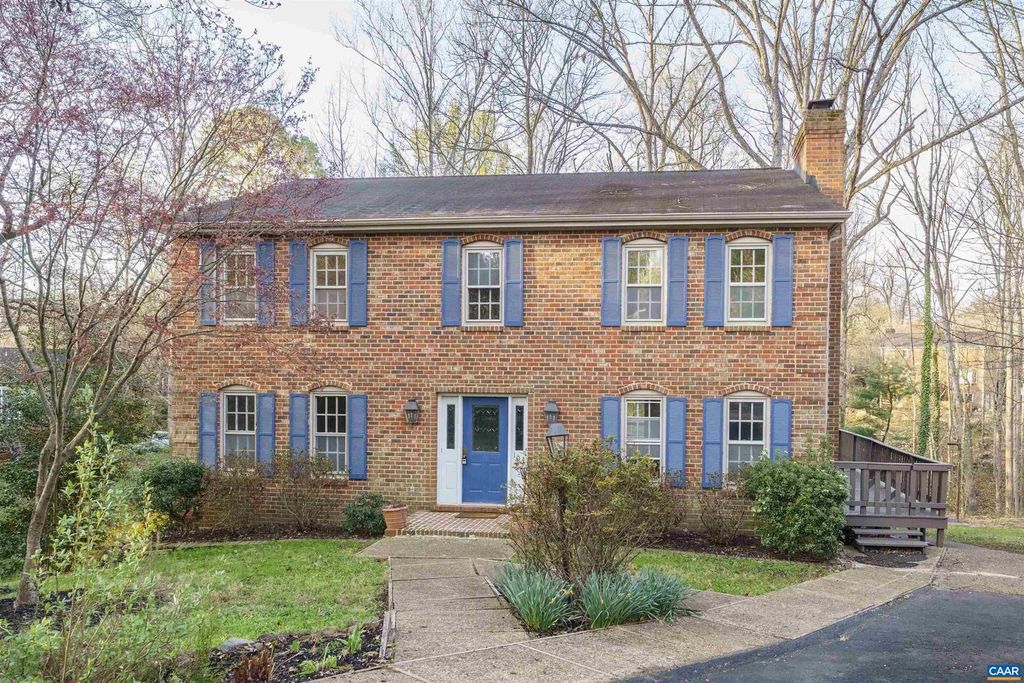 104 SMITHFIELD CT, Charlottesville, VA 22901
