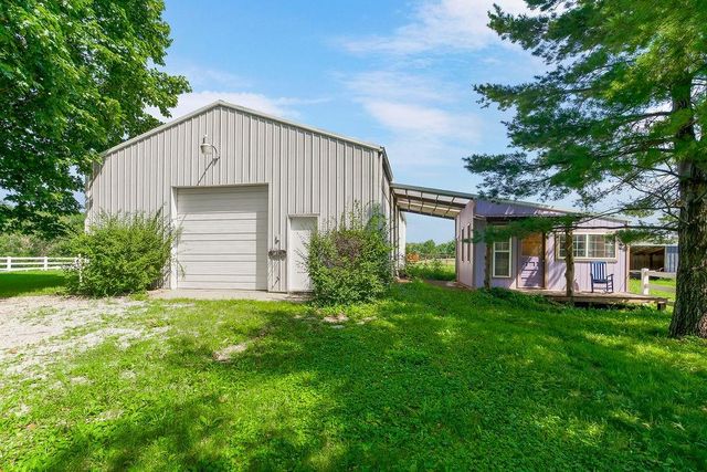 13223 N Virginia Avenue, Smithville, MO 64089