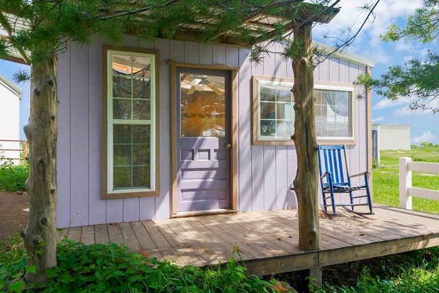 13223 N Virginia Avenue, Smithville, MO 64089