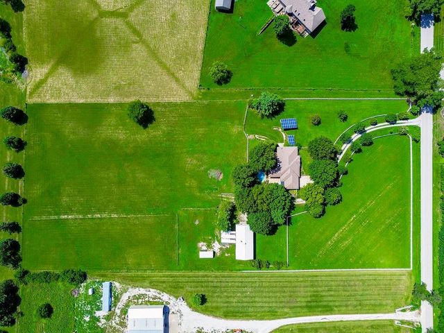 13223 N Virginia Avenue, Smithville, MO 64089