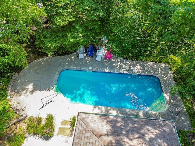 13223 N Virginia Avenue, Smithville, MO 64089