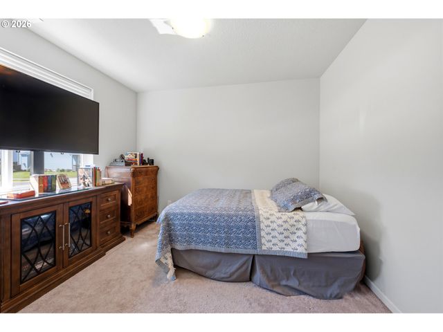 2748 Nw WILLIAM Dr, Mc Minnville, OR 97128
