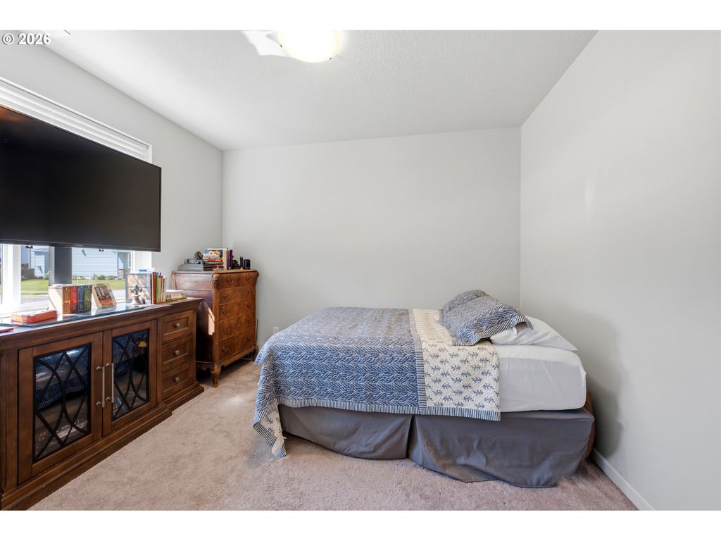 Image 20 of property listing at 2748 Nw WILLIAM Dr, Mc Minnville, OR 97128