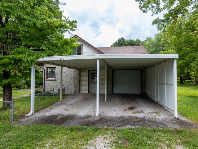 645 S Assisi Way, Republic, MO 65738