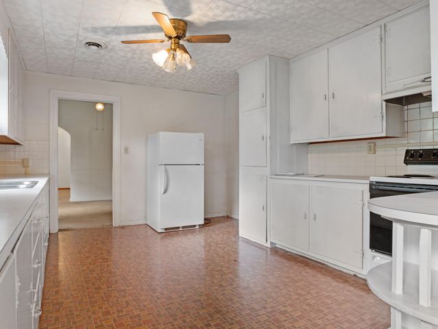 645 S Assisi Way, Republic, MO 65738