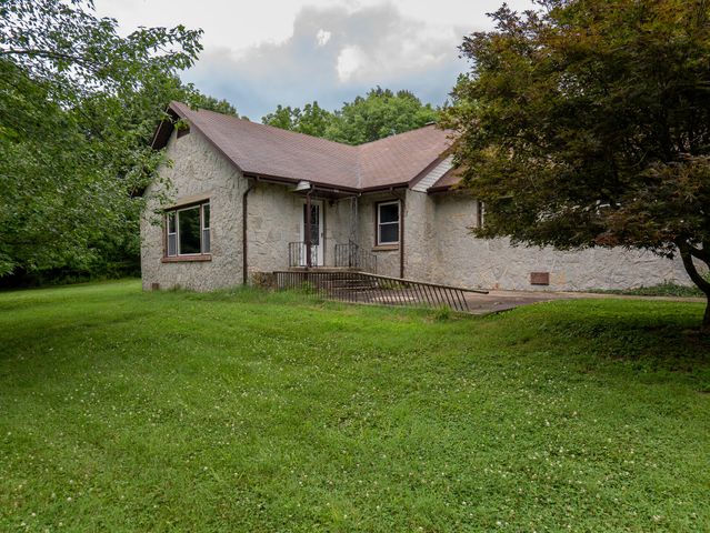 645 S Assisi Way, Republic, MO 65738