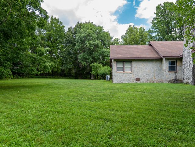 645 S Assisi Way, Republic, MO 65738