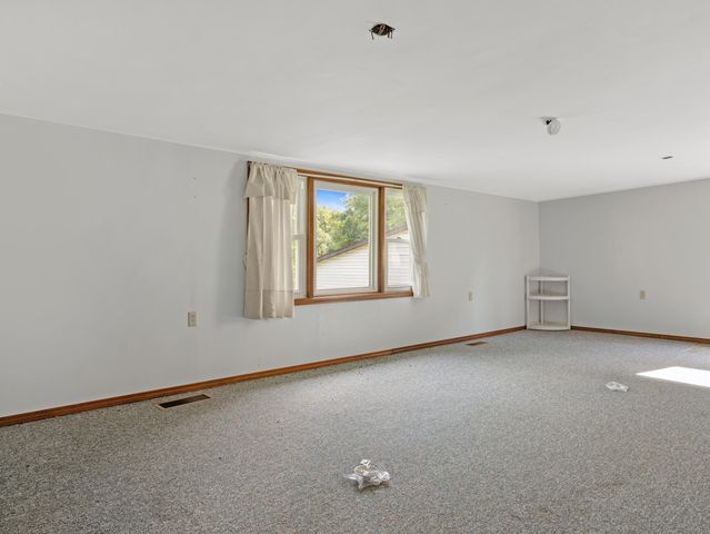 645 S Assisi Way, Republic, MO 65738