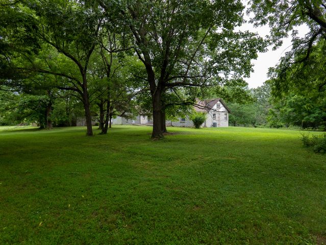 645 S Assisi Way, Republic, MO 65738