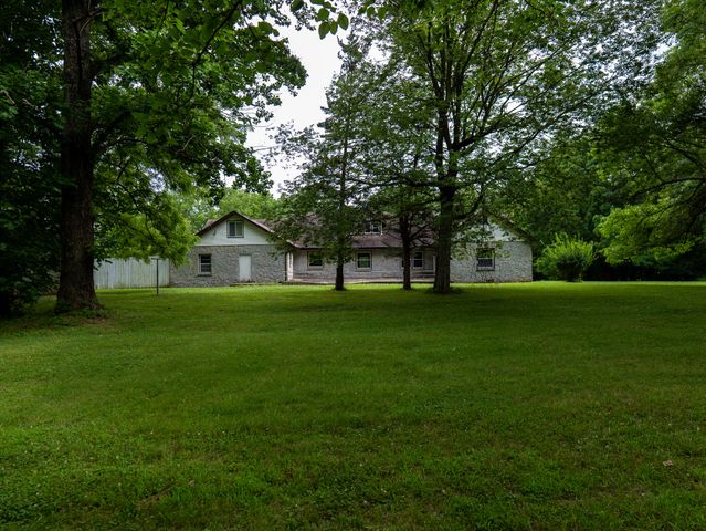 645 S Assisi Way, Republic, MO 65738