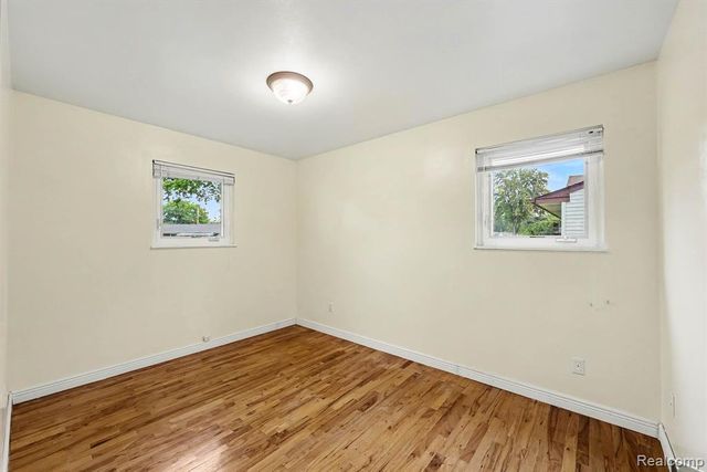 11804 Diehl Drive, Sterling Heights, MI 48313