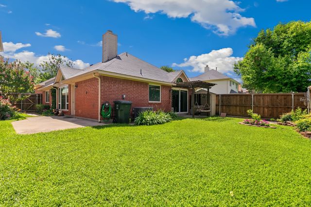 3817 Seminole Place, Carrollton, TX 75007