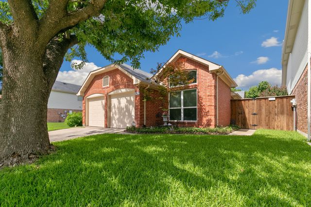 3817 Seminole Place, Carrollton, TX 75007