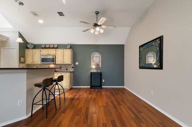 3817 Seminole Place, Carrollton, TX 75007