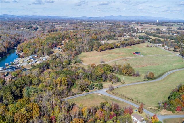 Lot 6 Isle Of Pines DR, Moneta, VA 24121