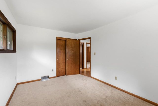4973 S 19th STREET, Milwaukee, WI 53221