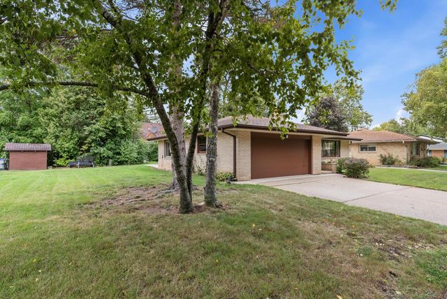 4973 S 19th STREET, Milwaukee, WI 53221