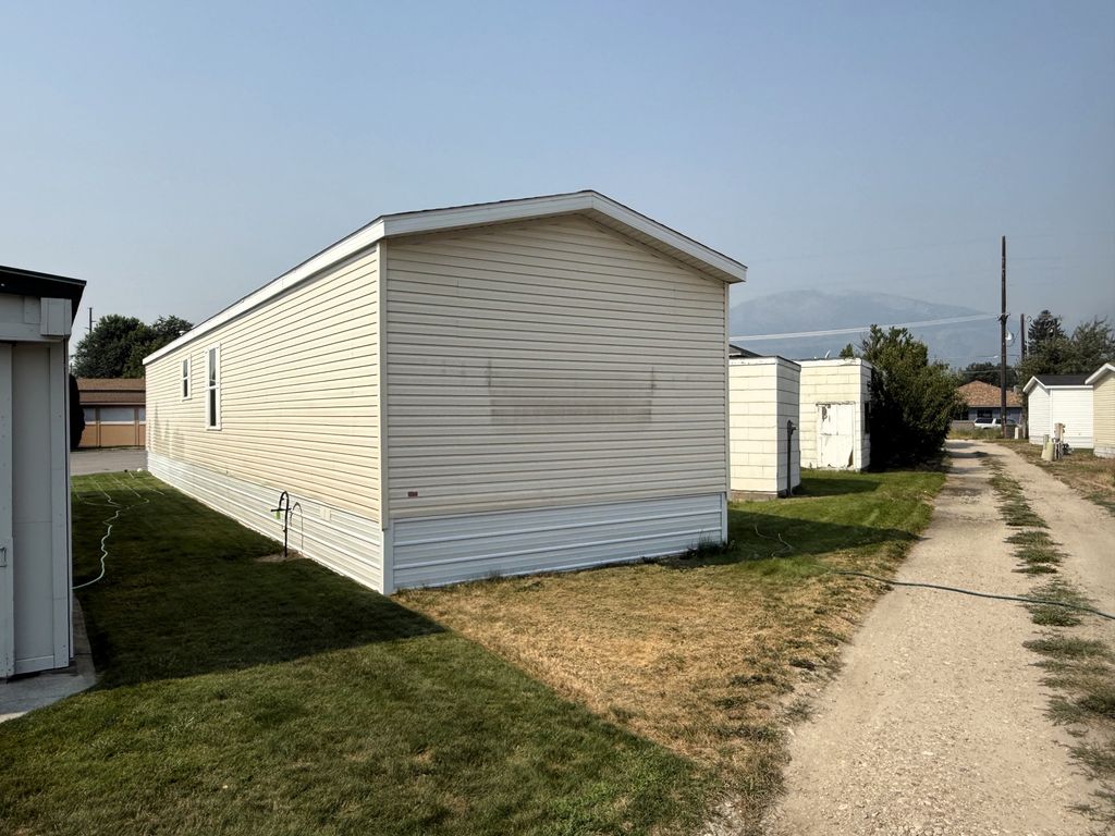 304 Harbison Drive, Hamilton, MT 59840 photo 4