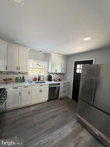 514 RACE ST, Palmyra, NJ 08065