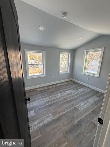 514 RACE ST, Palmyra, NJ 08065