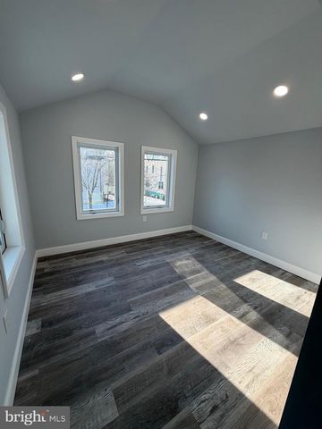 514 RACE ST, Palmyra, NJ 08065