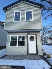 514 RACE ST, Palmyra, NJ 08065