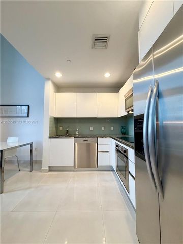 1050 Brickell Avenue 206, Miami, FL 33131