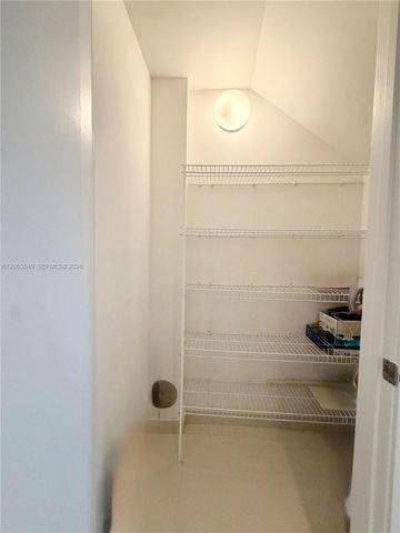 1050 Brickell Avenue 206, Miami, FL 33131