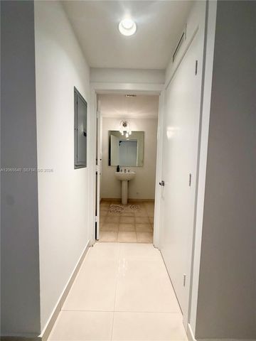 1050 Brickell Avenue 206, Miami, FL 33131