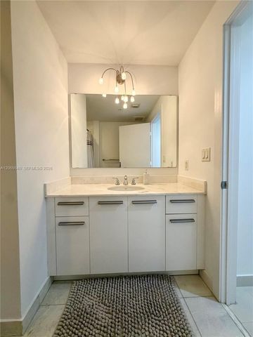 1050 Brickell Avenue 206, Miami, FL 33131