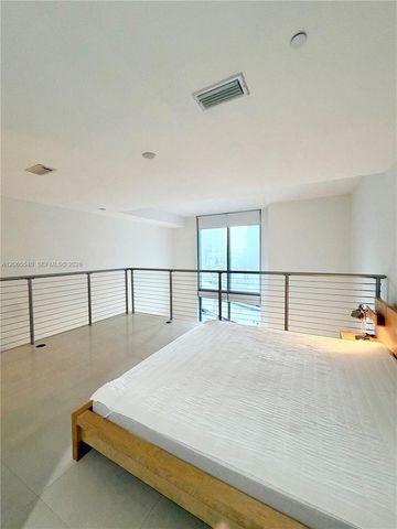 1050 Brickell Avenue 206, Miami, FL 33131