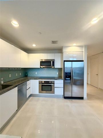 1050 Brickell Avenue 206, Miami, FL 33131