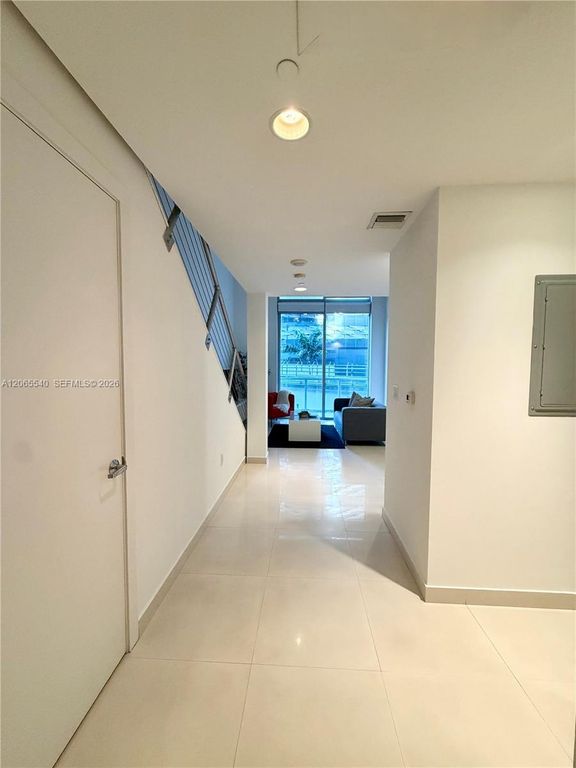 1050 Brickell Avenue 206, Miami, FL 33131