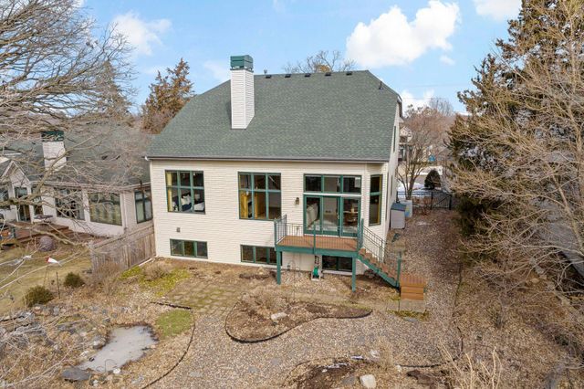 10509 Spyglass Drive, Eden Prairie, MN 55347