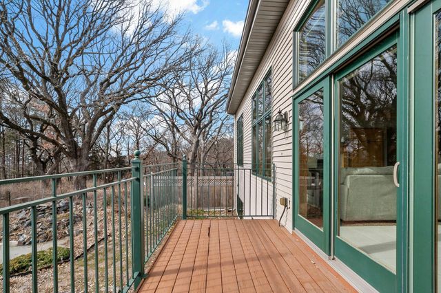 10509 Spyglass Drive, Eden Prairie, MN 55347