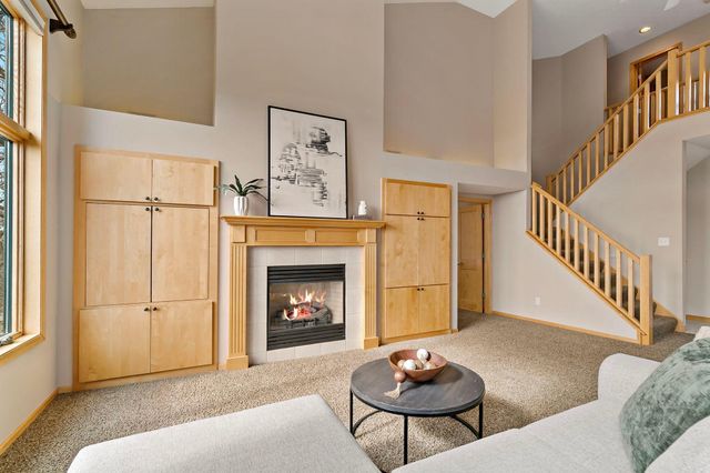 10509 Spyglass Drive, Eden Prairie, MN 55347