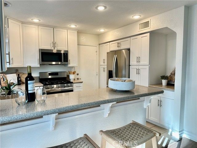 22 Songbird, Aliso Viejo, CA 92656