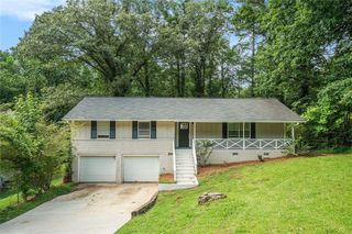 4442 CEDAR RIDGE Trail, Stone Mountain, GA 30083