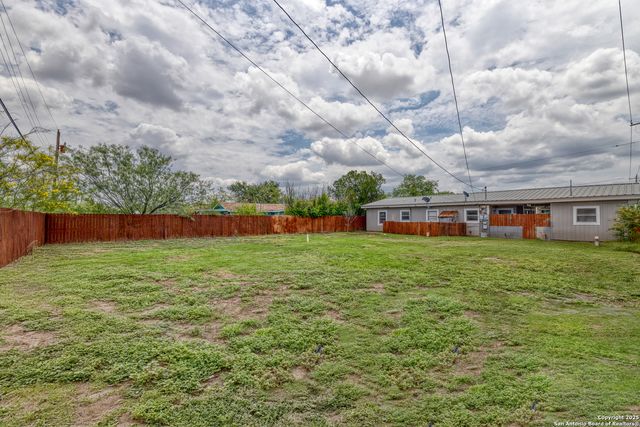803 E Edwards, Crystal City, TX 78839