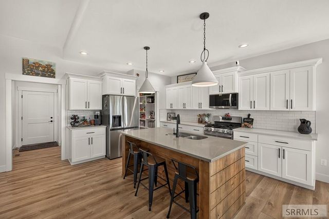 3042 Lin Road, Idaho Falls, ID 83401