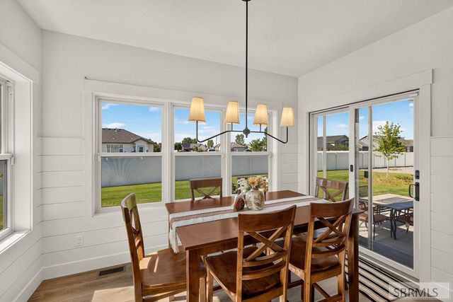 3042 Lin Road, Idaho Falls, ID 83401