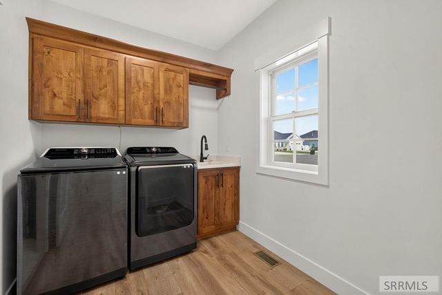3042 Lin Road, Idaho Falls, ID 83401