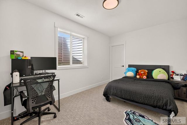 3042 Lin Road, Idaho Falls, ID 83401