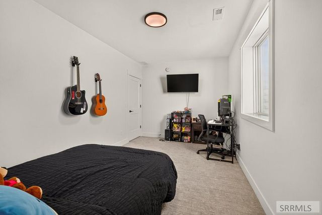 3042 Lin Road, Idaho Falls, ID 83401