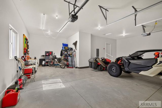 3042 Lin Road, Idaho Falls, ID 83401